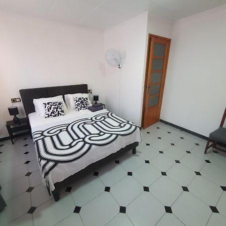 Spacious Home For A Large Group Or Family Кульера Экстерьер фото