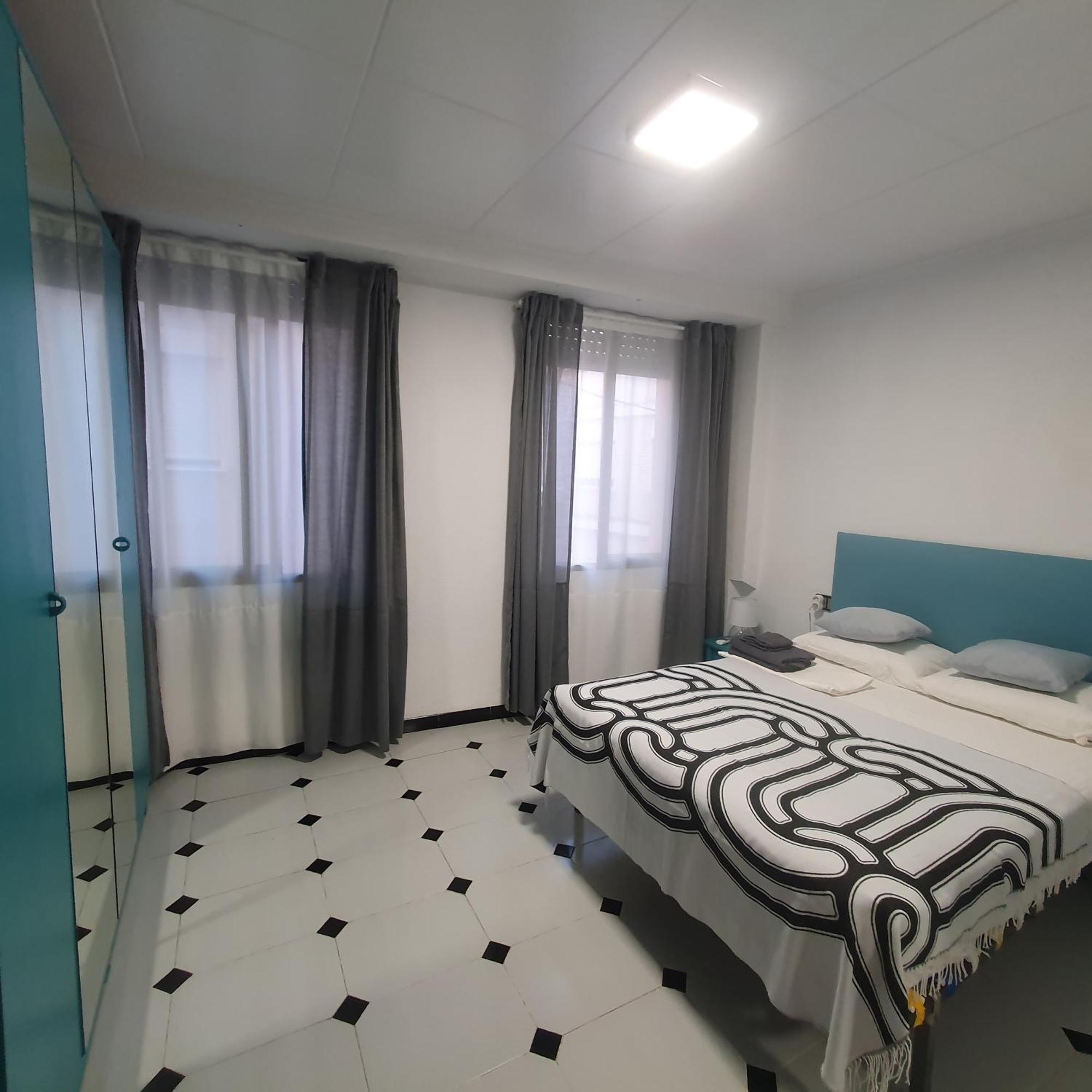 Spacious Home For A Large Group Or Family Кульера Экстерьер фото